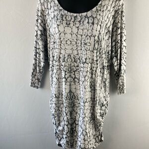 Serena Williams 3/4 sleeve tunic size small, white gray black with gold studs